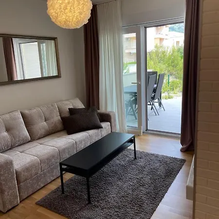 Apartment Leon Makarska Exterior photo